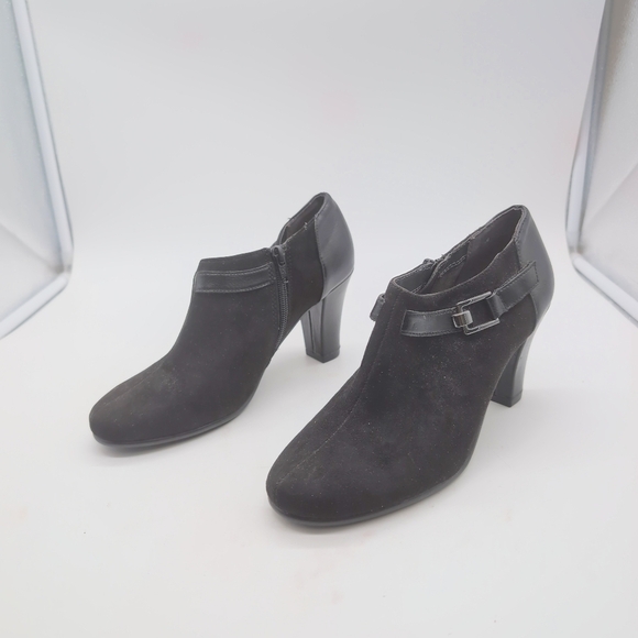 AEROSOLES Black Sz 7.5 Heeled Boots with Sophisticated Design - Picture 10 of 10